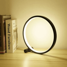 Lade das Bild in den Galerie-Viewer, Astro™ - Moderne Tischlampe mit praktischer Touch-Funktion
